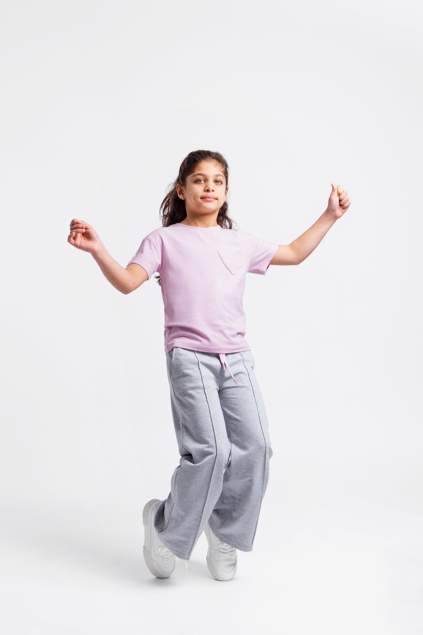 The Art Lover Set - 8 piece Capsule Wardrobe