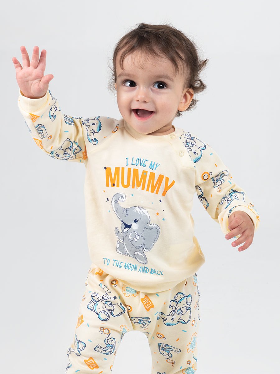 CWNB 90047-21-285 - Cherubino newborn baby boys ecru two-piece set with i love mommy elefunto print - model1